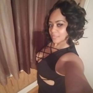 Meet your Posher, Regina